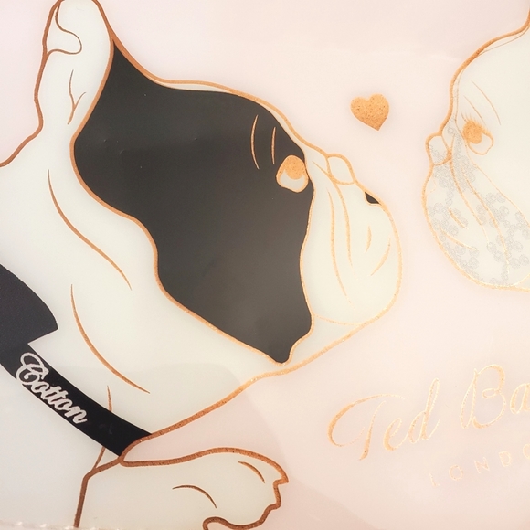 Ted Baker - Kissing Pugs vinyl clutch NWT - Picture 9 of 11